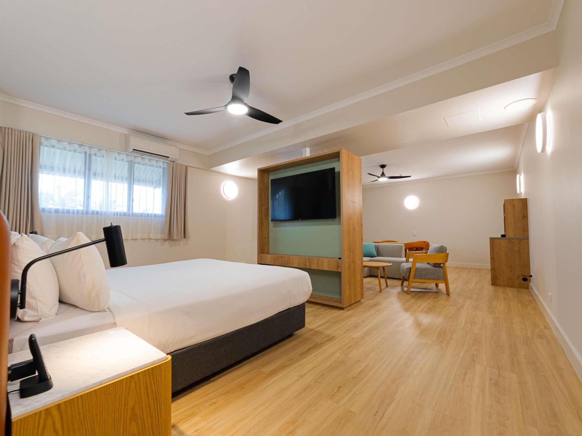 One-Bedroom Executive Suite,1717027672:JPEG